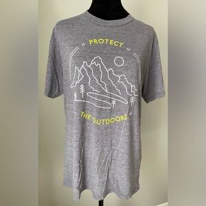 NWOT Leave No Trace Protect the Outdoors Grey Mountain Graphic T Shirt
